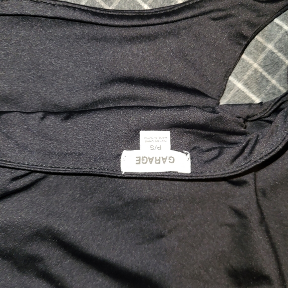 Bra from garage - Picture 3 of 3